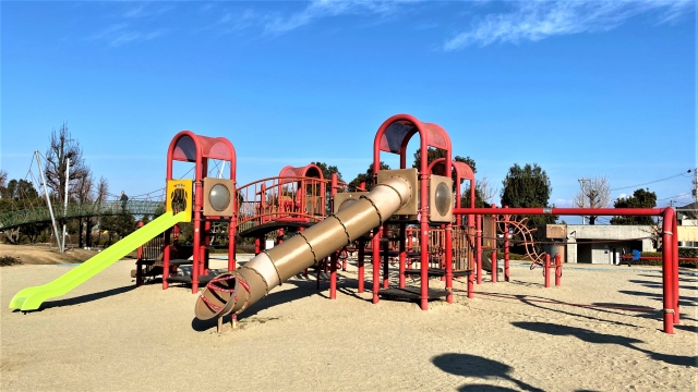 練馬でボール遊び出来る公園は？大型アスレチックも紹介！